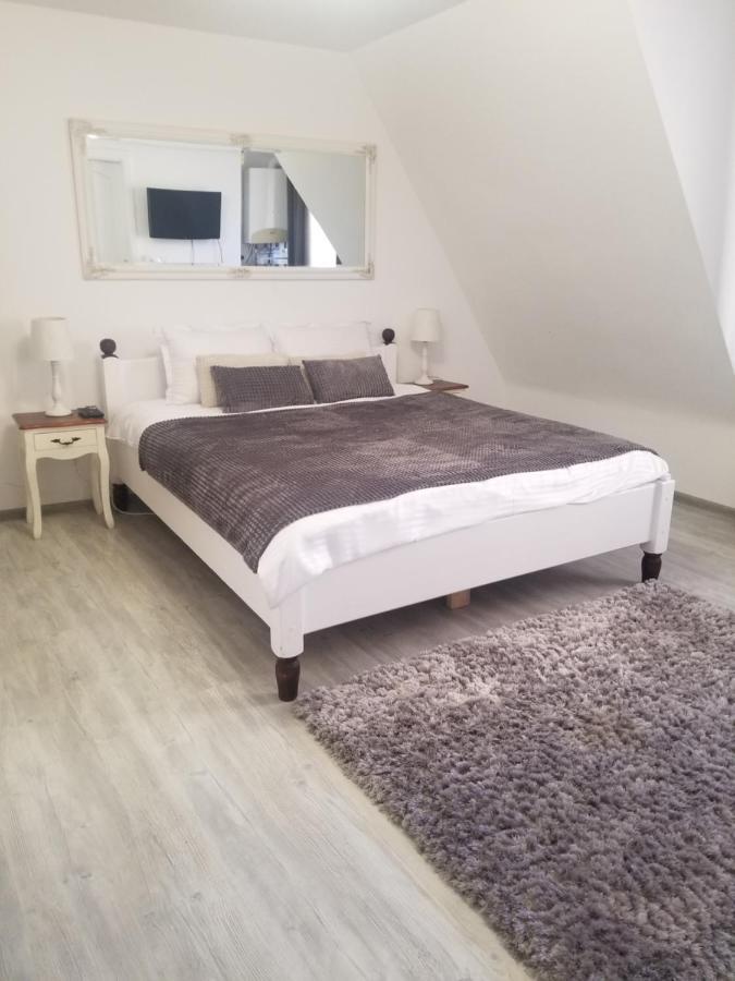 סיביו A&A Central Apartment מראה חיצוני תמונה